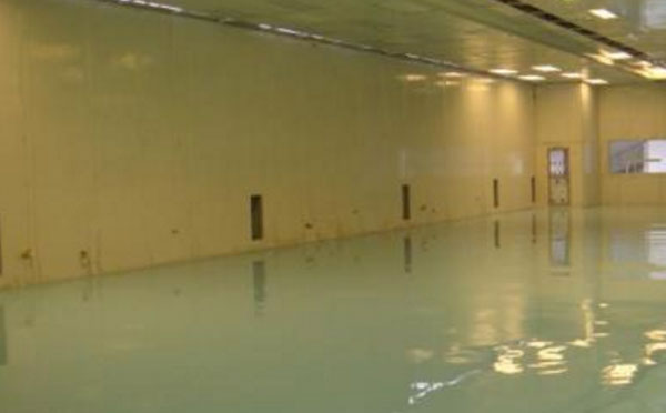 刚察自流平环氧地坪中涂