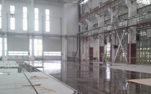 刚察通用环氧地坪中涂